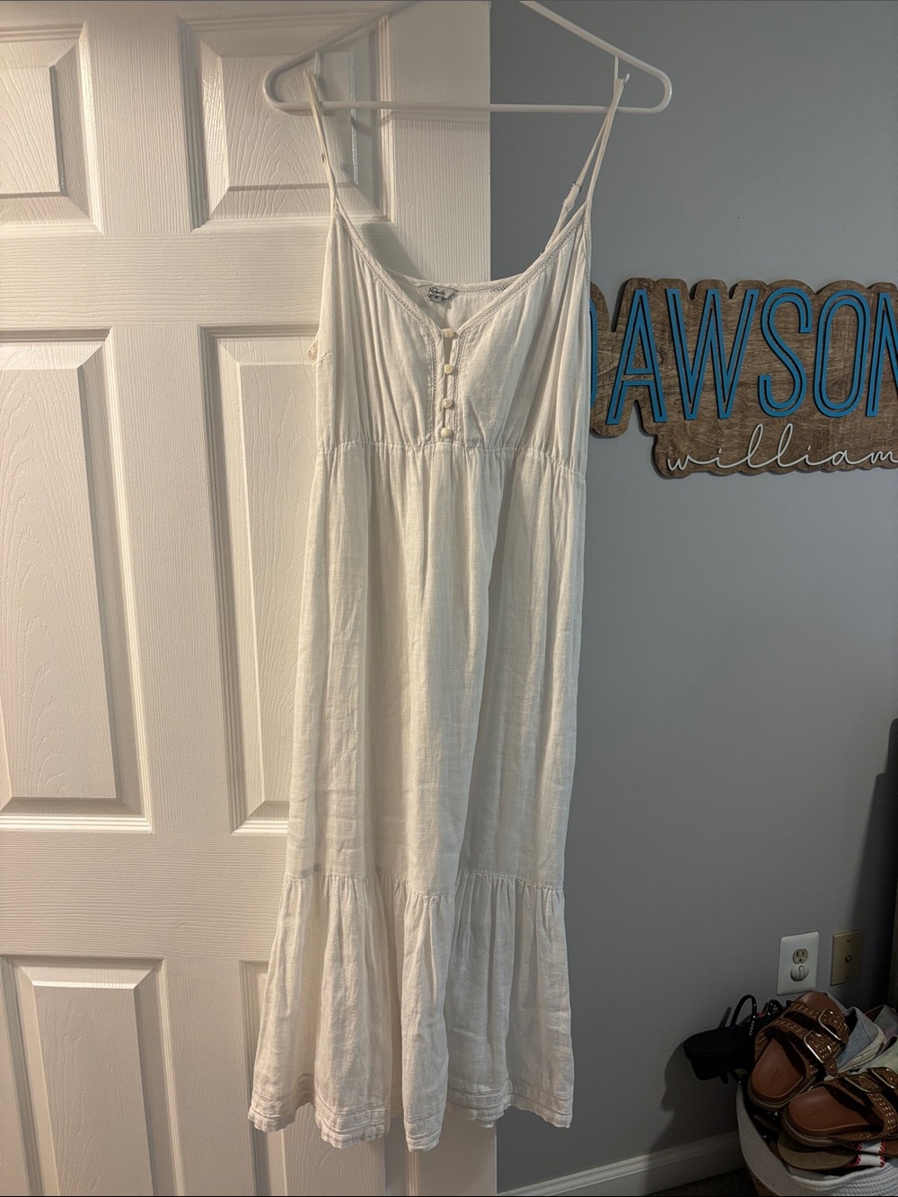 Rails Lightweight White Spaghetti-Strap Maxi Dress - Size Medium